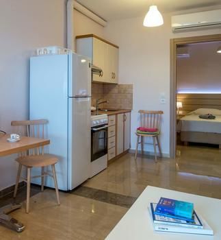 Krouzeri Beach Apartments Kéntroma Exteriör bild